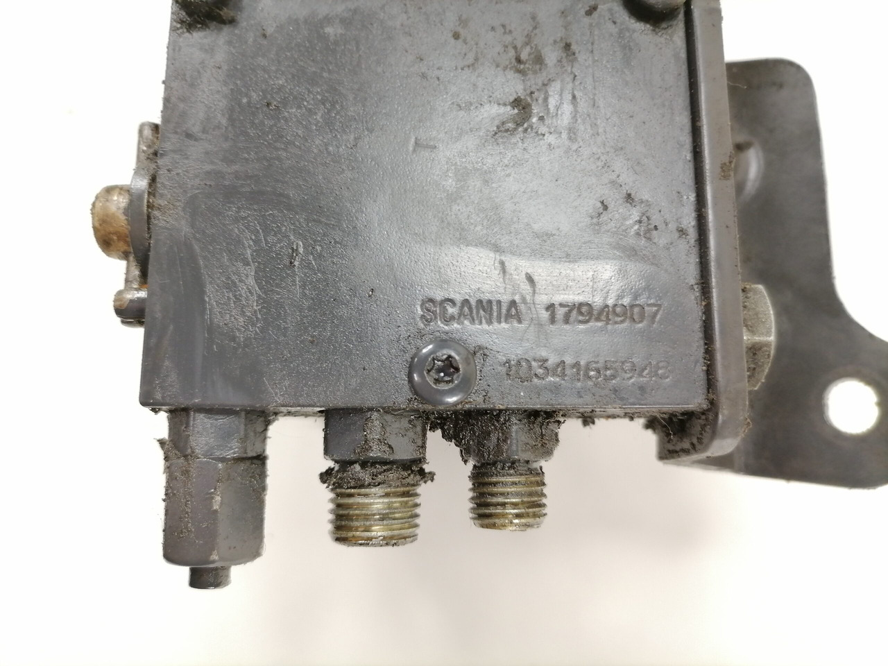 Scania Cab tilting pump 1794907 - Suspension de cabine pour Camion: photos 2 Scania Cab tilting pump 1794907 - Suspension de cabine pour Camion: photos 2