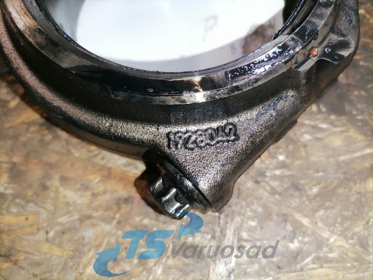 Scania Connecting rod + piston 2263286 - Pistons/ Anneaux/ Manchons pour Camion: photos 4 Scania Connecting rod + piston 2263286 - Pistons/ Anneaux/ Manchons pour Camion: photos 4