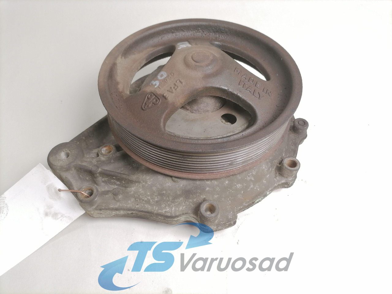 Scania Cooling pump 295181 - Pièce universelle pour Camion: photos 1 Scania Cooling pump 295181 - Pièce universelle pour Camion: photos 1