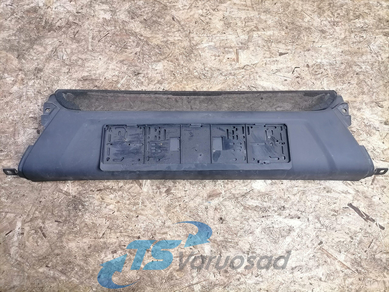 Scania Front bumper cover plastic 1865181 - Aérodynamique/ Spoilers pour Camion: photos 5 Scania Front bumper cover plastic 1865181 - Aérodynamique/ Spoilers pour Camion: photos 5