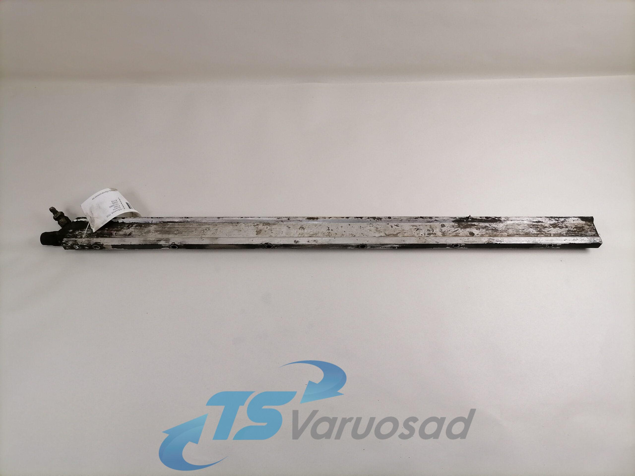 Scania Fuel rail, PDE 1518986 - Système de carburant pour Camion: photos 3 Scania Fuel rail, PDE 1518986 - Système de carburant pour Camion: photos 3