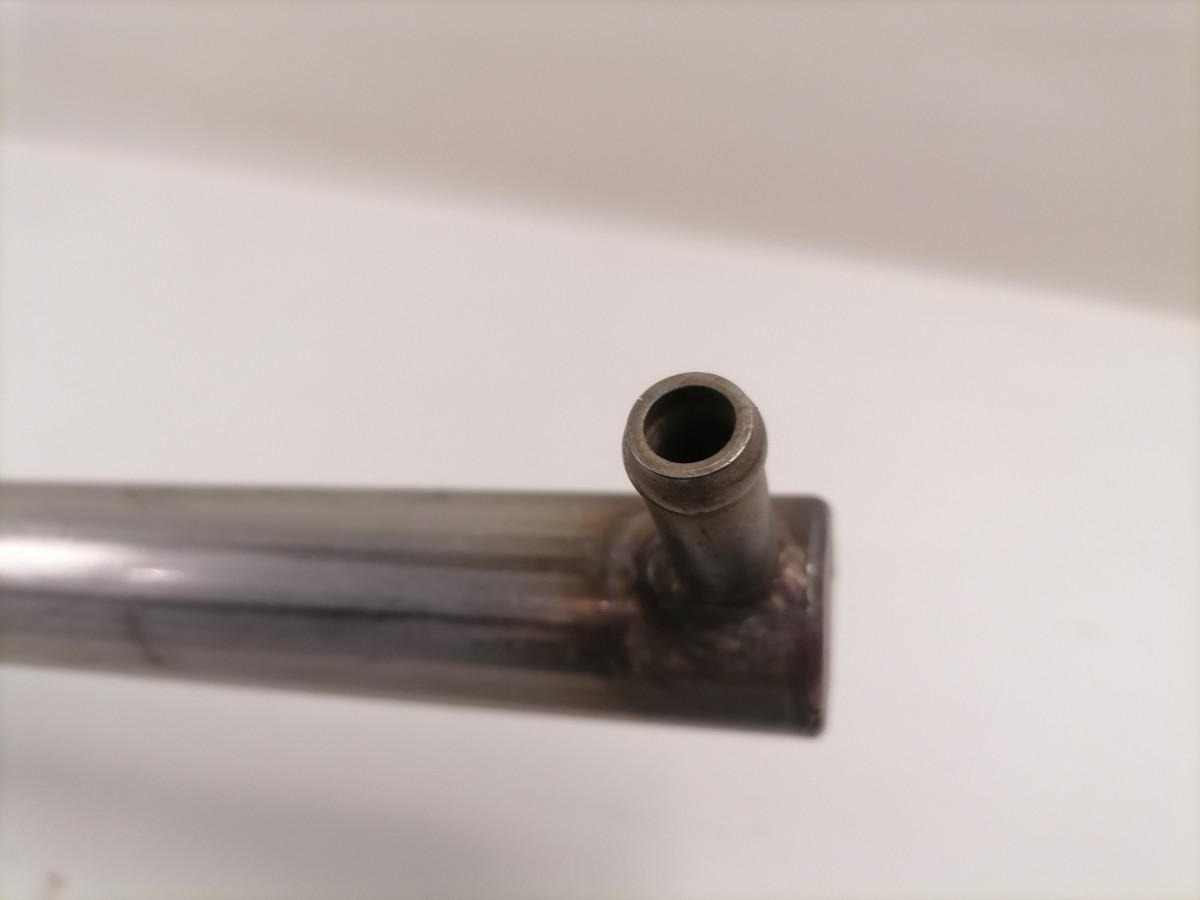 Scania Gaasisüsteemi toru 2564576 - Système de carburant pour Camion: photos 3 Scania Gaasisüsteemi toru 2564576 - Système de carburant pour Camion: photos 3