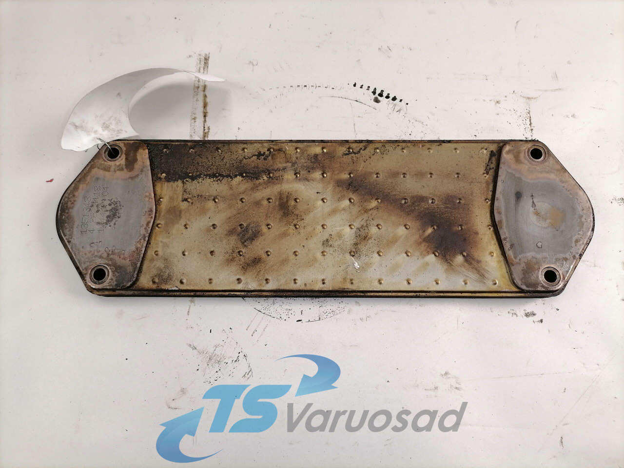 Scania Gerabox oil cooler 1351348 - Boîte de vitesse et pièces pour Camion: photos 3 Scania Gerabox oil cooler 1351348 - Boîte de vitesse et pièces pour Camion: photos 3