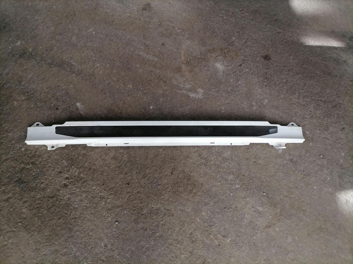 Scania Grille panel 1872160 - Calandre pour Camion: photos 3 Scania Grille panel 1872160 - Calandre pour Camion: photos 3