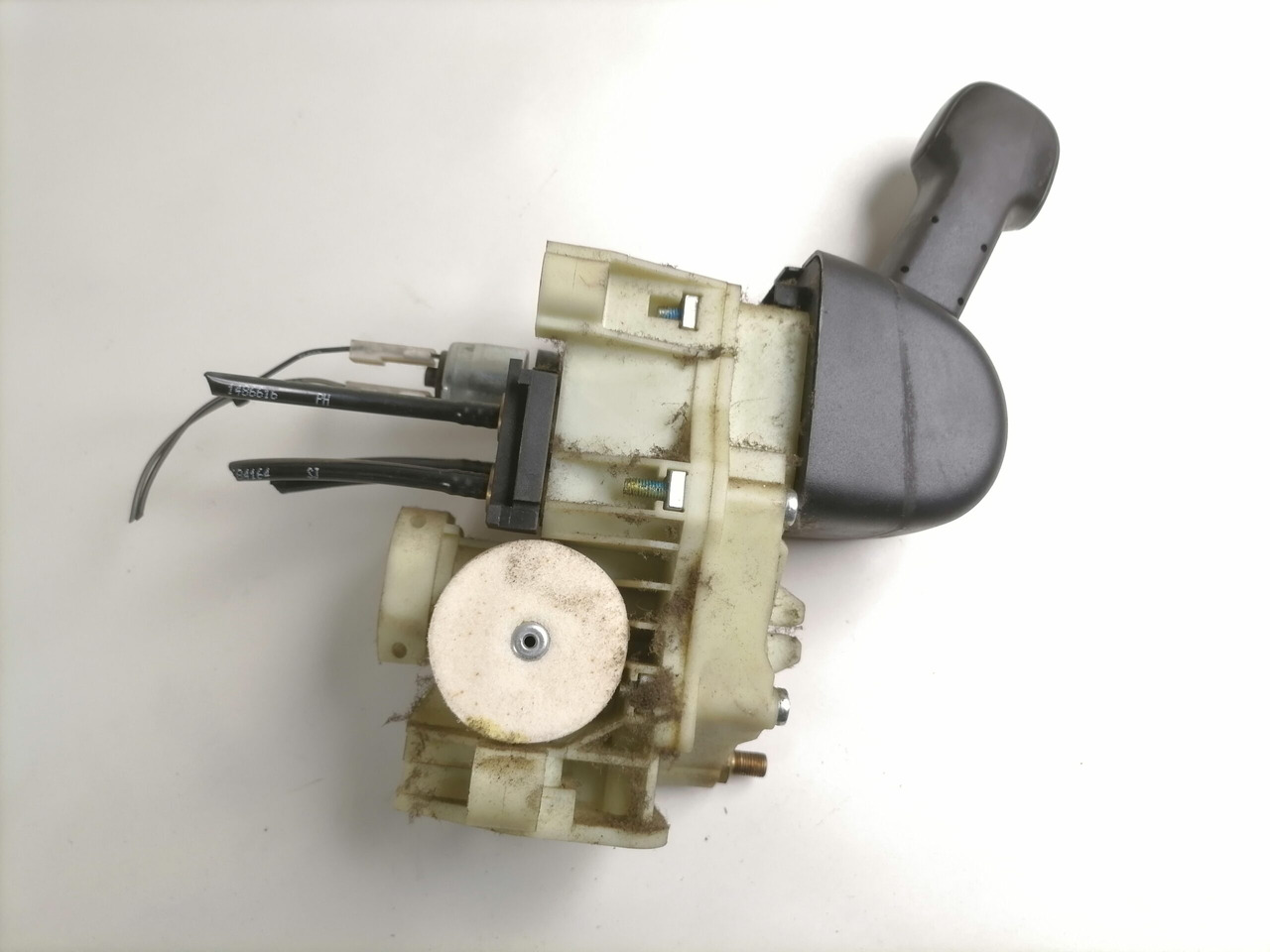 Scania Handbrake control lever 1774972 - Pièce universelle pour Camion: photos 2 Scania Handbrake control lever 1774972 - Pièce universelle pour Camion: photos 2