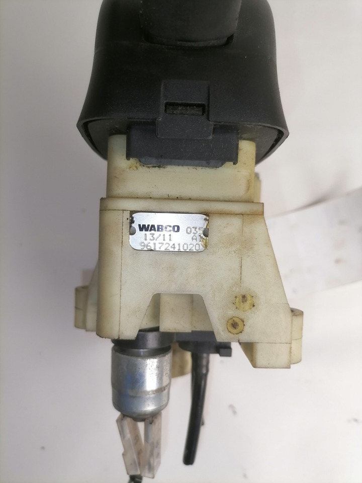 Scania Handbrake control lever 9617241020 - Pièce universelle pour Camion: photos 4 Scania Handbrake control lever 9617241020 - Pièce universelle pour Camion: photos 4