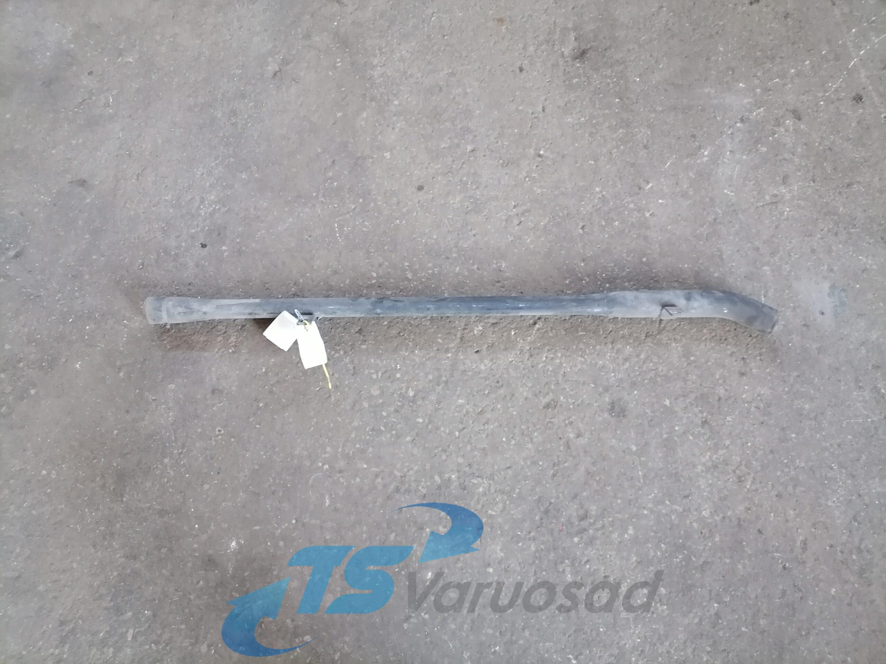 Scania Jahutusvedeliku toru, retarder 1781926 - Système de refroidissement pour Camion: photos 1 Scania Jahutusvedeliku toru, retarder 1781926 - Système de refroidissement pour Camion: photos 1