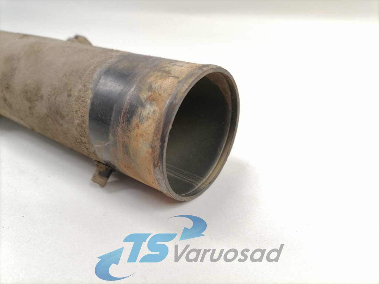 Scania Jahutusvedeliku toru, retarder 1889885 - Système de refroidissement pour Camion: photos 2 Scania Jahutusvedeliku toru, retarder 1889885 - Système de refroidissement pour Camion: photos 2