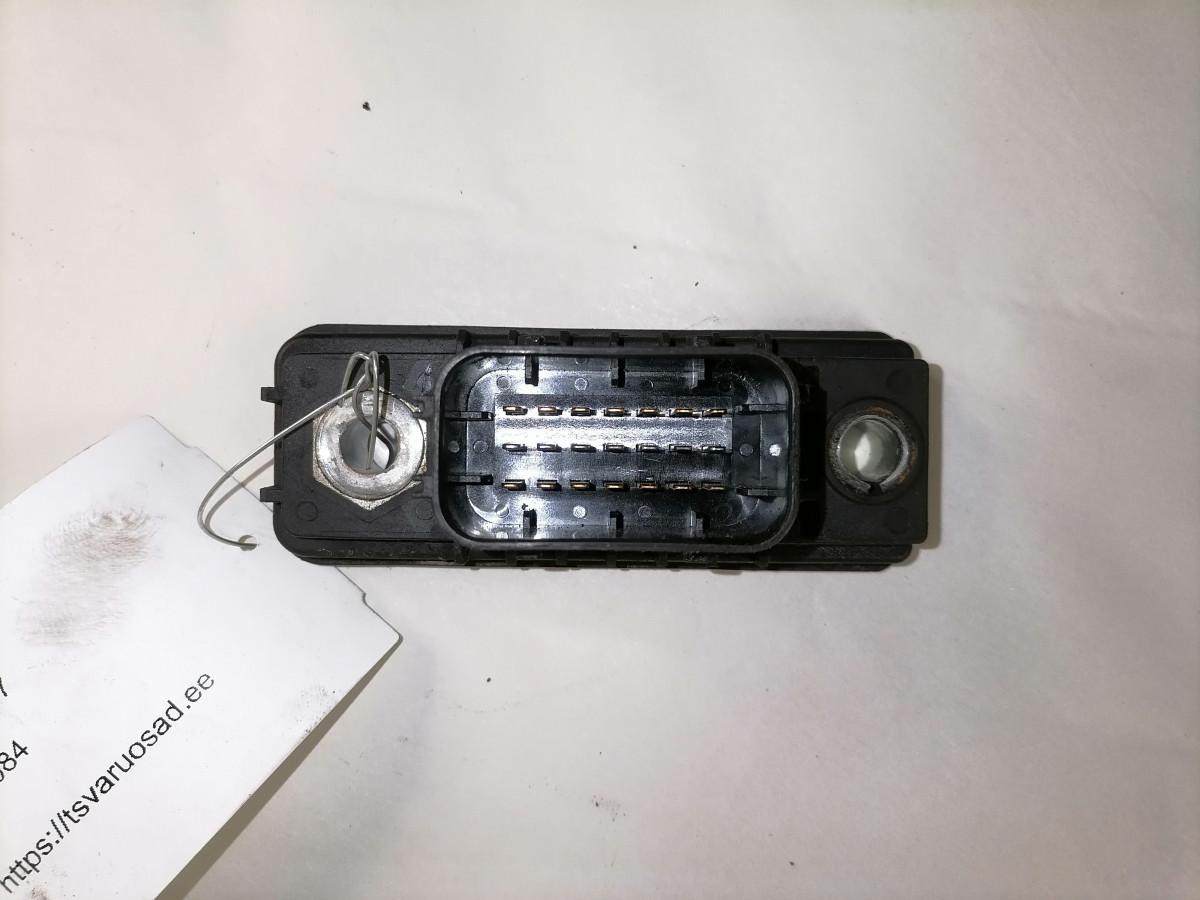 Scania Juhtplokk 2458277 - Bloc de gestion pour Camion: photos 3 Scania Juhtplokk 2458277 - Bloc de gestion pour Camion: photos 3