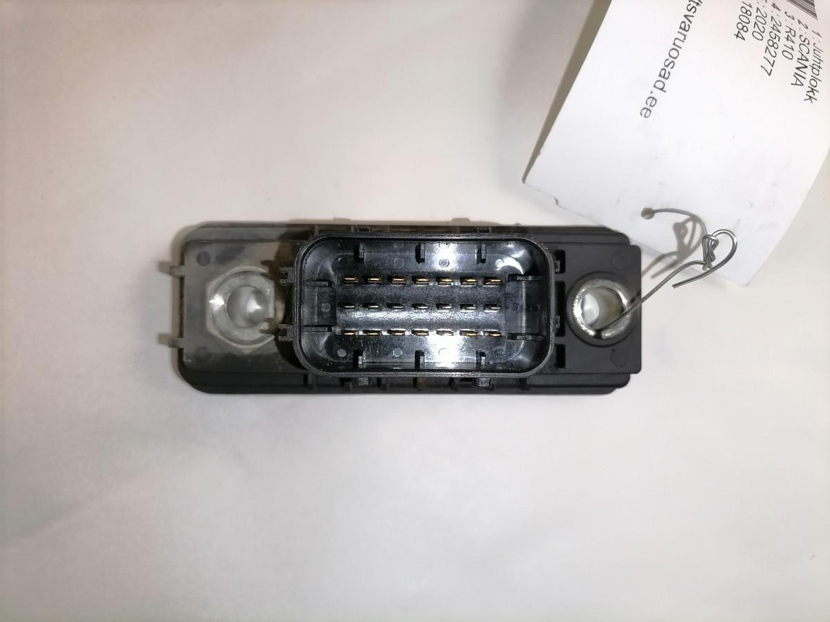 Scania Juhtplokk 2458277 - Bloc de gestion pour Camion: photos 4 Scania Juhtplokk 2458277 - Bloc de gestion pour Camion: photos 4
