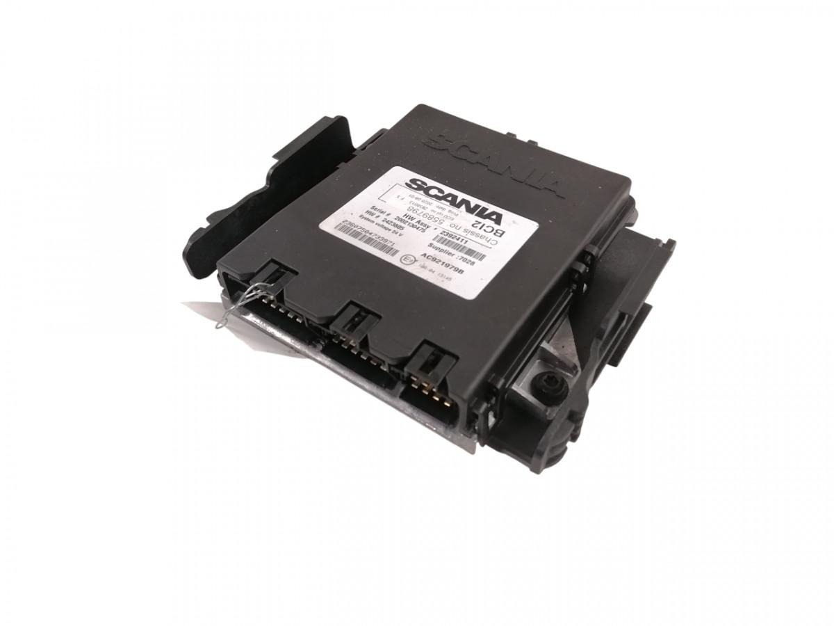 Scania Juhtplokk, BWE / BCI2 2838013 - Bloc de gestion pour Camion: photos 1 Scania Juhtplokk, BWE / BCI2 2838013 - Bloc de gestion pour Camion: photos 1