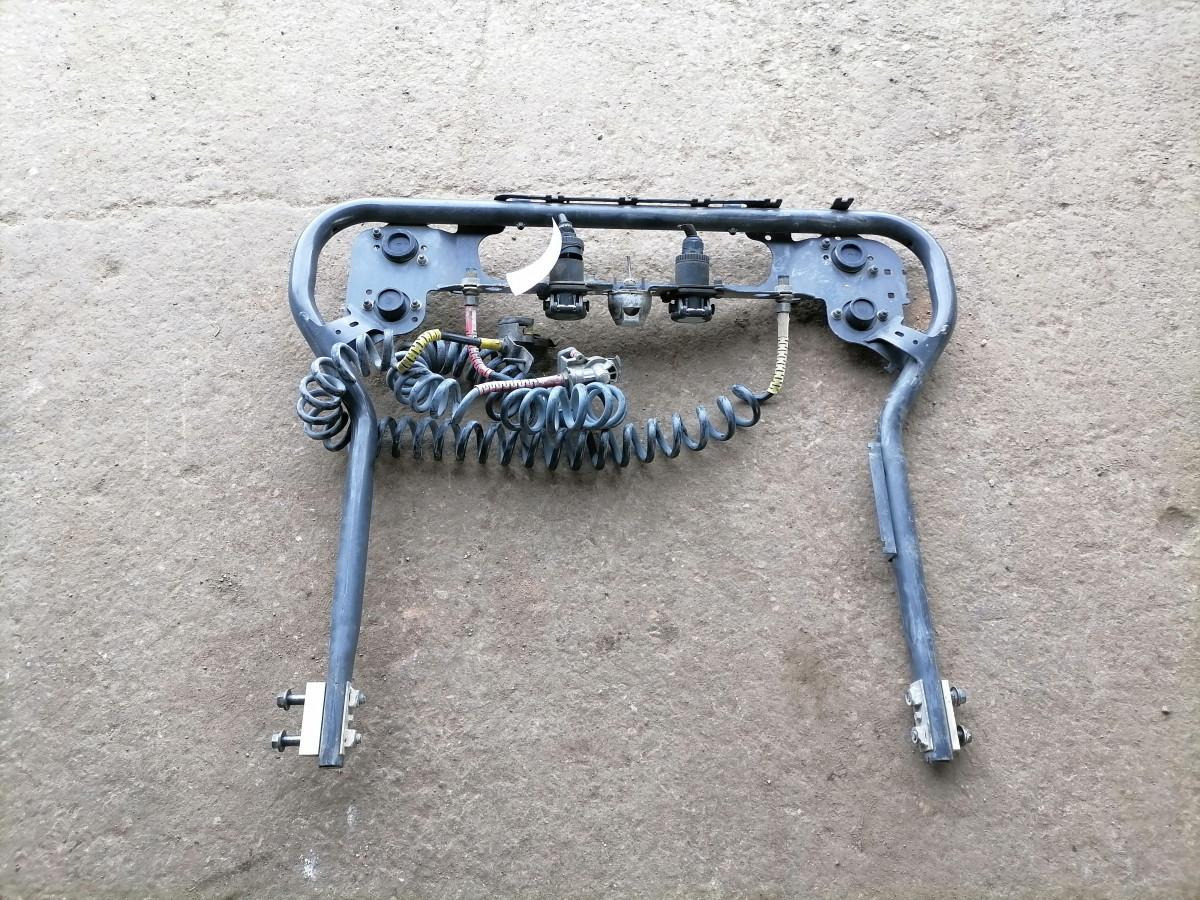 Scania Kabiini tagune haagise pistikute kinnitusraam 2247908 - Frame/ Châssis pour Camion: photos 5 Scania Kabiini tagune haagise pistikute kinnitusraam 2247908 - Frame/ Châssis pour Camion: photos 5