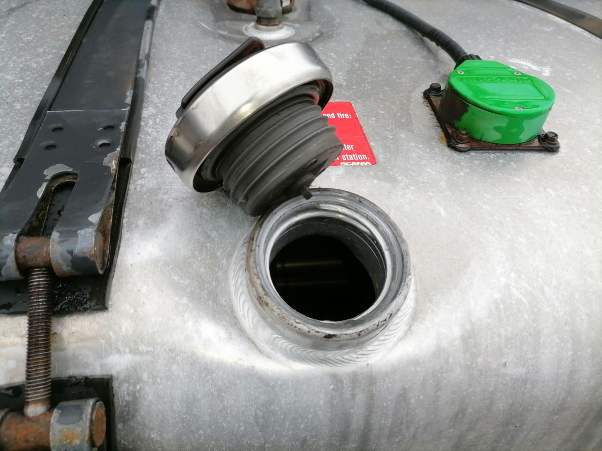 Scania Kütusepaak 500L 1517307 - Réservoir de carburant pour Camion: photos 5 Scania Kütusepaak 500L 1517307 - Réservoir de carburant pour Camion: photos 5