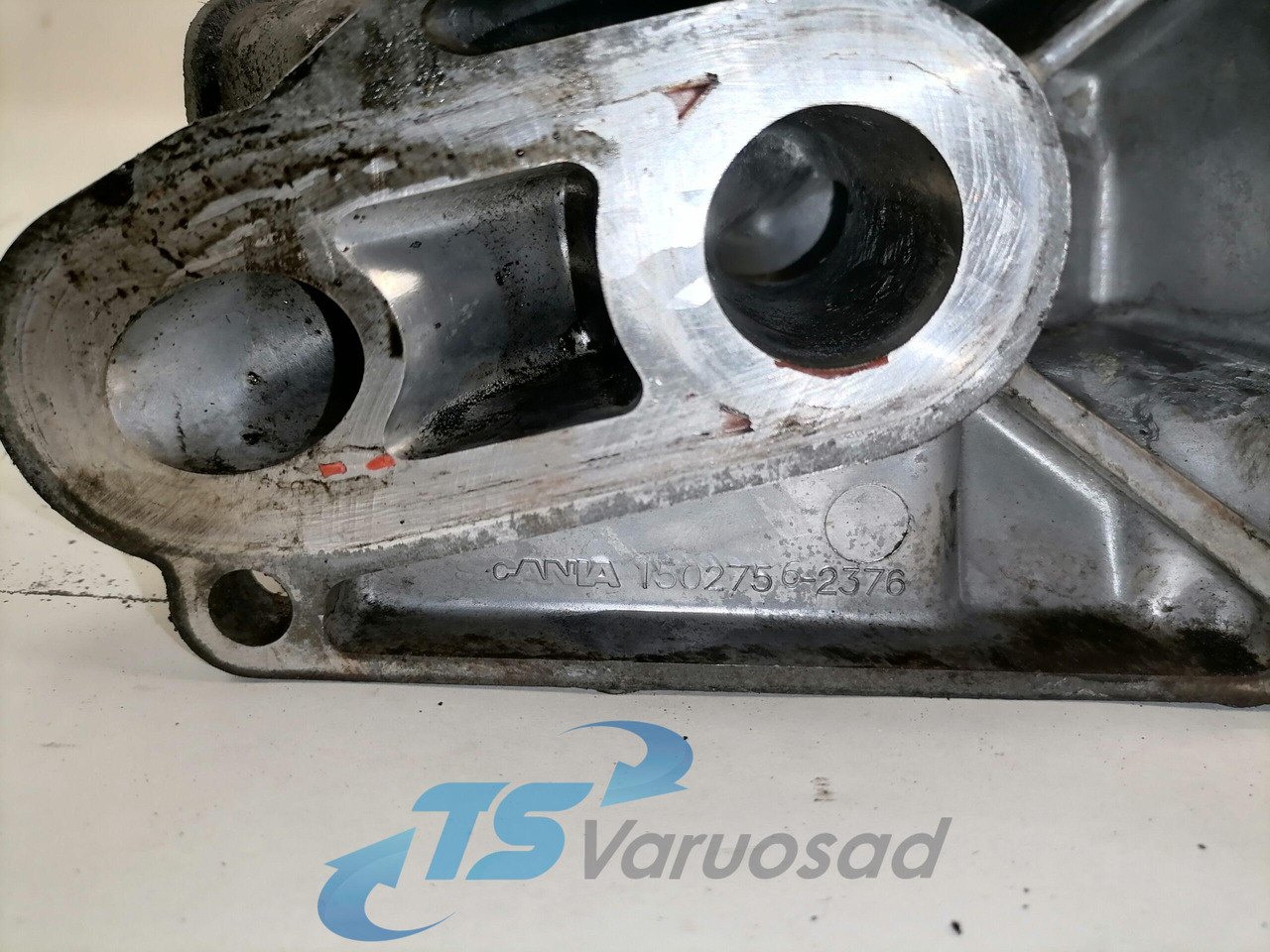 Scania Oil filter housing 1502756 - Moteur et pièces pour Camion: photos 2 Scania Oil filter housing 1502756 - Moteur et pièces pour Camion: photos 2