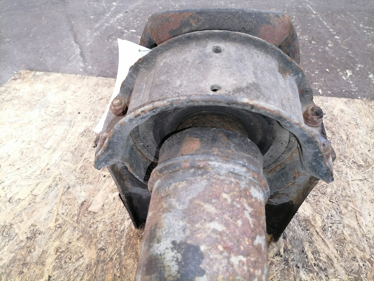 Scania Propeller shaft 1758402 - Arbre à cardan pour Camion: photos 4 Scania Propeller shaft 1758402 - Arbre à cardan pour Camion: photos 4