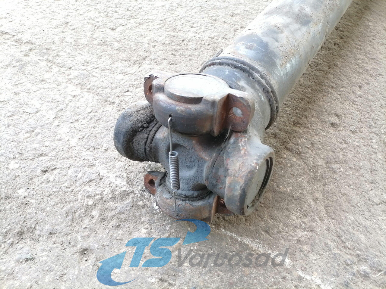 Scania Propeller shaft 1758600 - Arbre à cardan pour Camion: photos 2 Scania Propeller shaft 1758600 - Arbre à cardan pour Camion: photos 2
