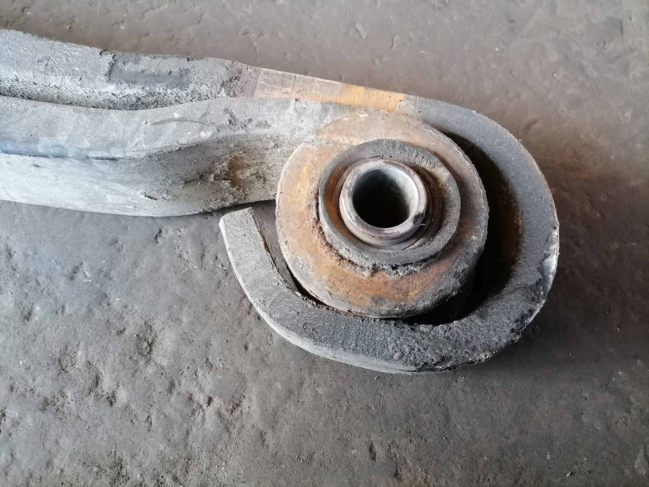 Scania Spring 1769878 - Suspension du ressort pour Camion: photos 3 Scania Spring 1769878 - Suspension du ressort pour Camion: photos 3