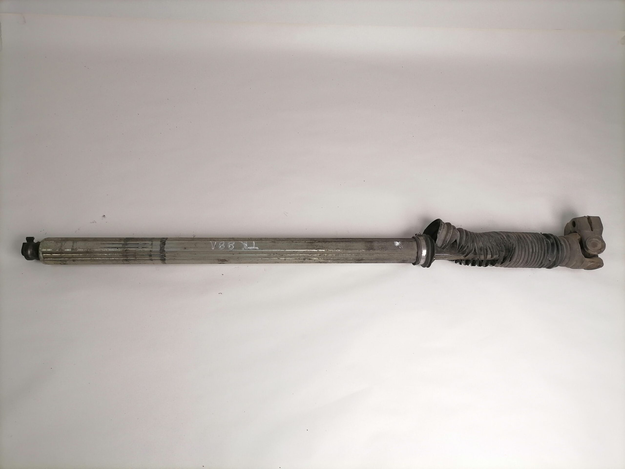 Scania Steering column 1490913 - Commande de gouvernail pour Camion: photos 1 Scania Steering column 1490913 - Commande de gouvernail pour Camion: photos 1