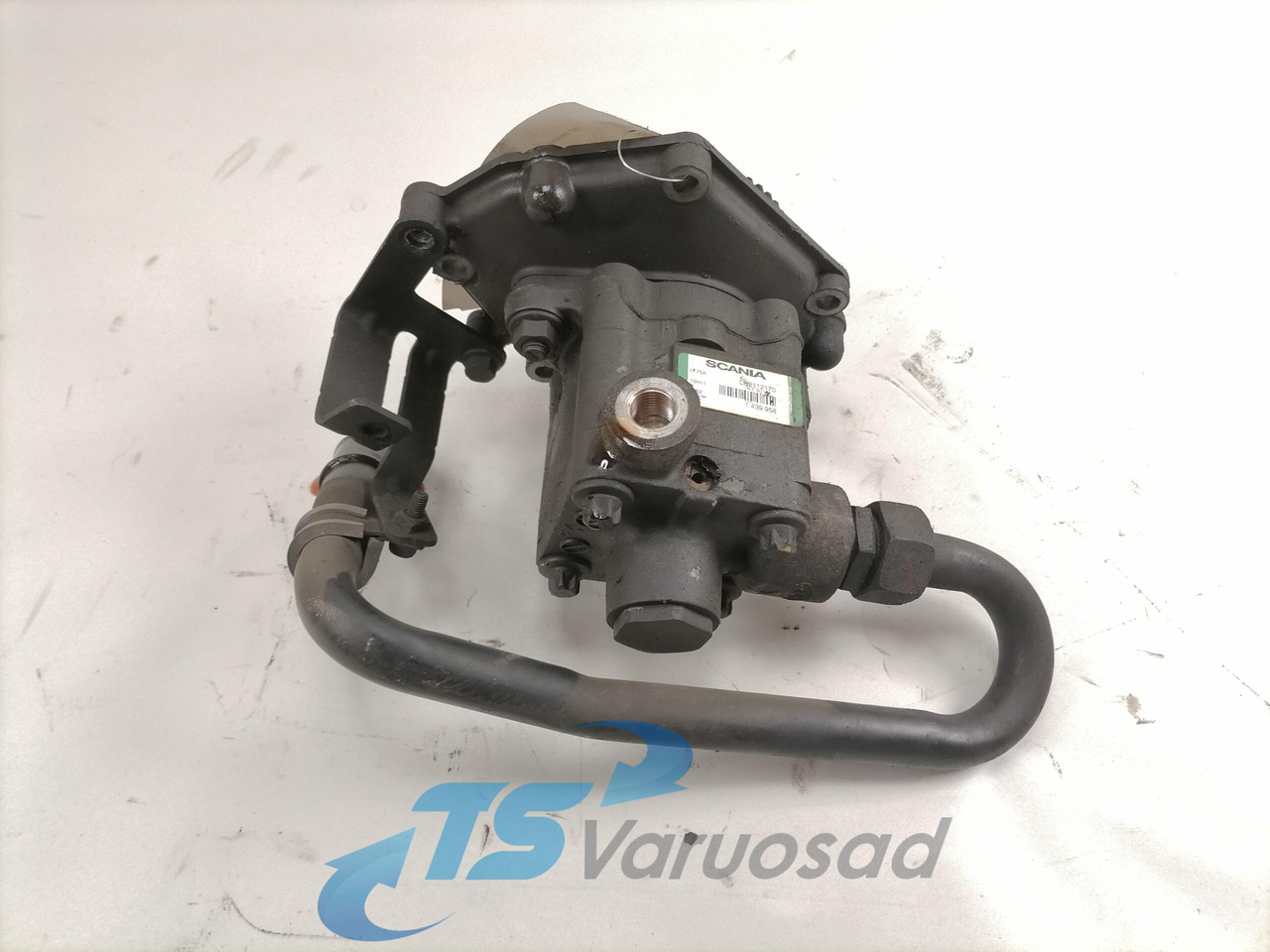 Scania Steering hydraulic pump 1439958 - Pompe de support pour Camion: photos 4 Scania Steering hydraulic pump 1439958 - Pompe de support pour Camion: photos 4