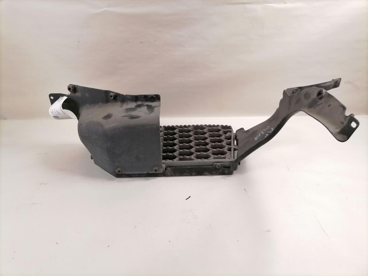 Scania Ülemine astmelaud, parem 2418455 - Marchepied pour Camion: photos 2 Scania Ülemine astmelaud, parem 2418455 - Marchepied pour Camion: photos 2