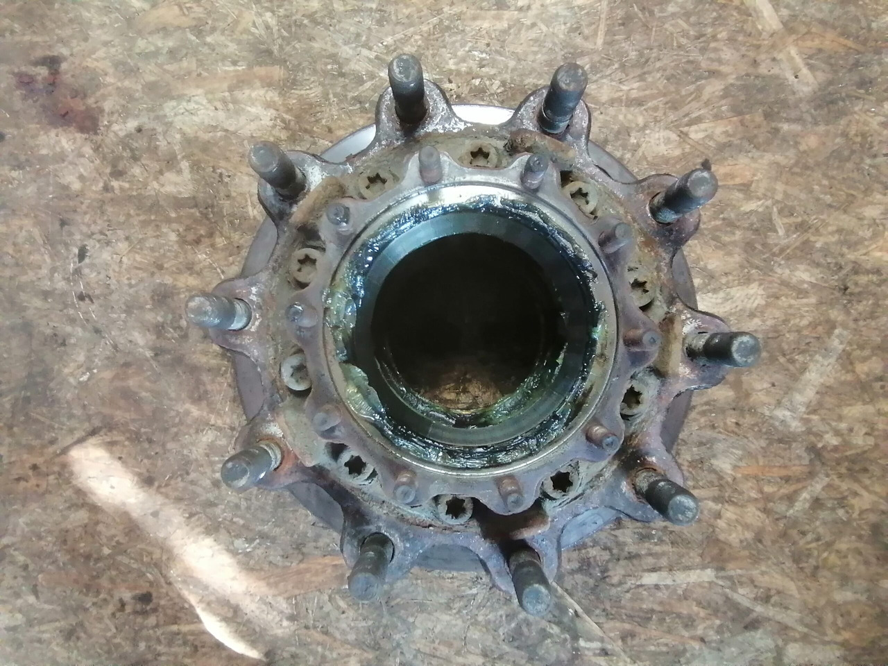 Pièce universelle pour Camion Scania Wheel hub 2290542: photos 6 Pièce universelle pour Camion Scania Wheel hub 2290542: photos 6
