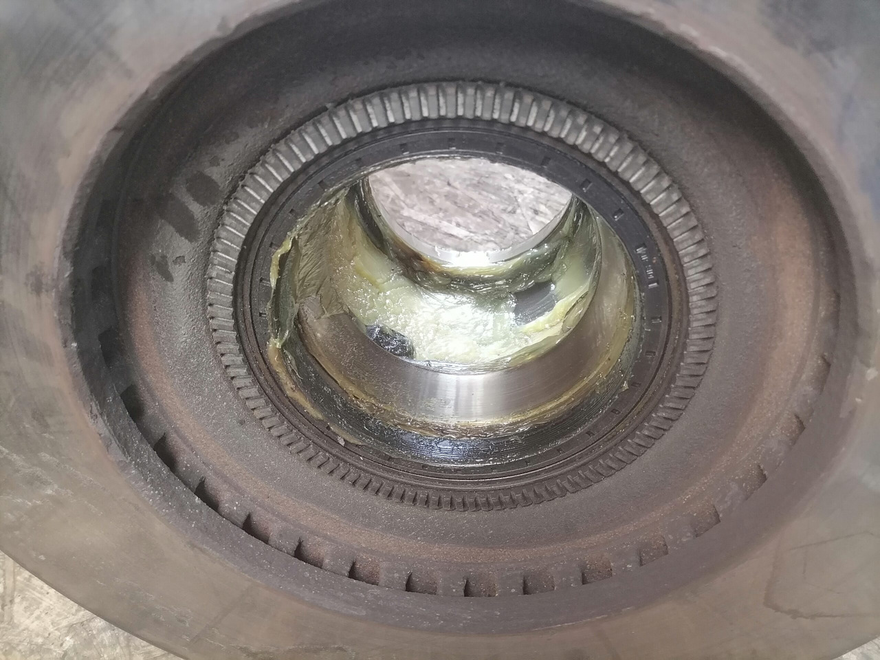 Scania Wheel hub 2290542 - Pièce universelle pour Camion: photos 4 Scania Wheel hub 2290542 - Pièce universelle pour Camion: photos 4