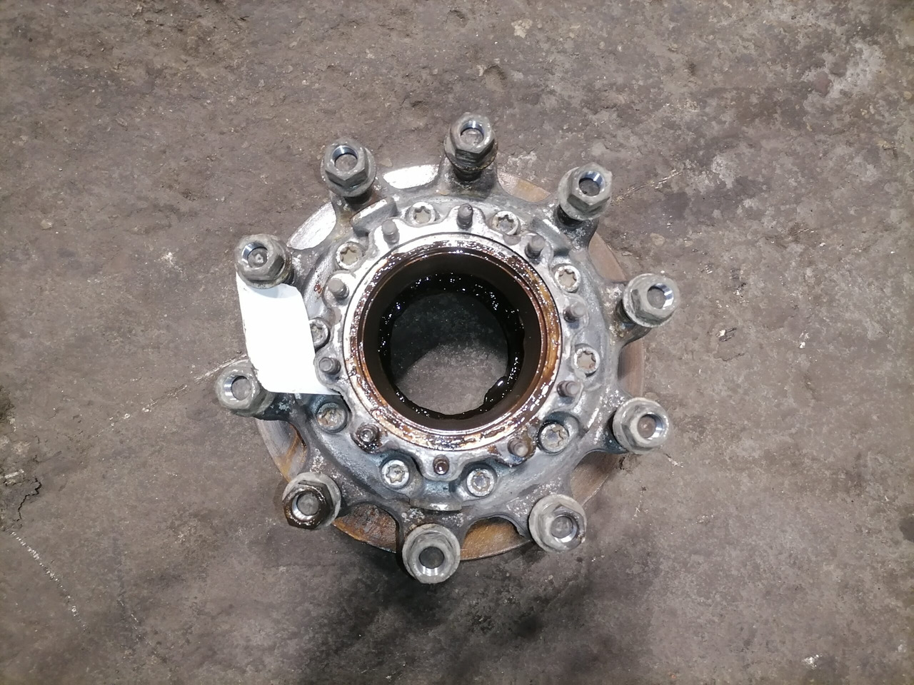 Scania Wheel hub 2290542 - Moyeu pour Camion: photos 4 Scania Wheel hub 2290542 - Moyeu pour Camion: photos 4