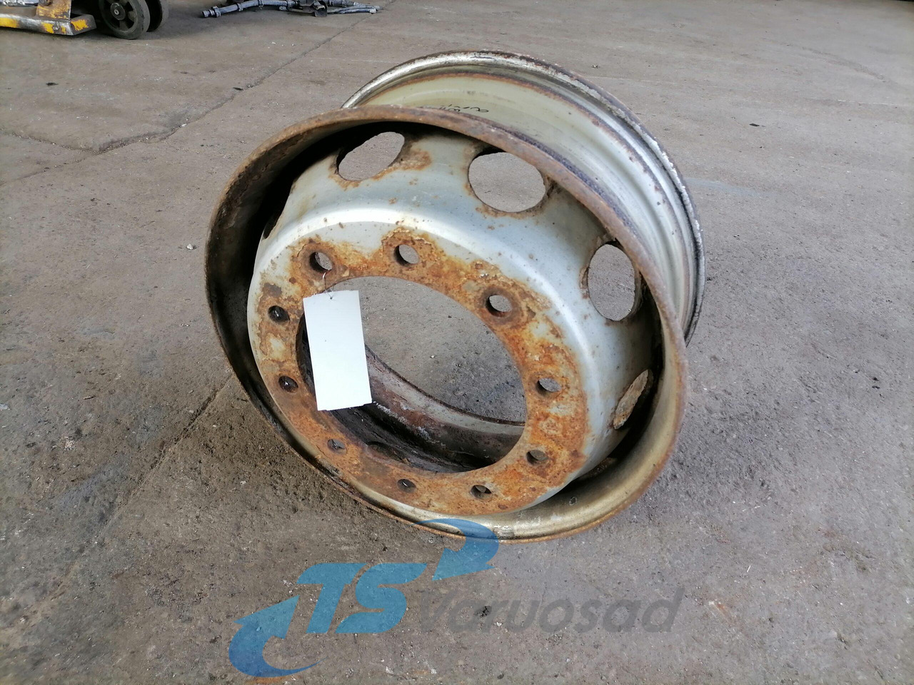 Universaalne Velg 22.5x8.25 225x825 - Pneus et jantes pour Camion: photos 1 Universaalne Velg 22.5x8.25 225x825 - Pneus et jantes pour Camion: photos 1
