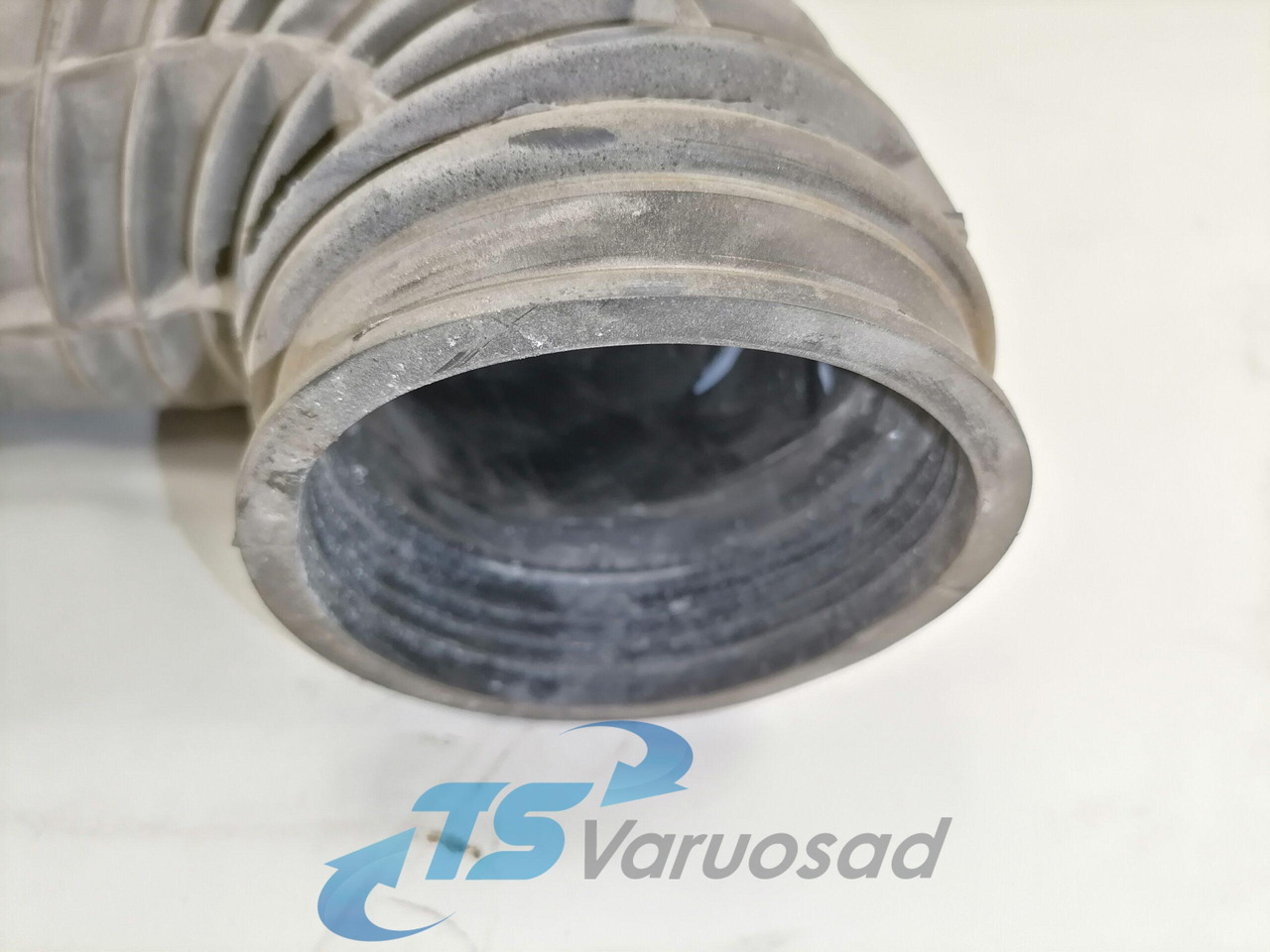 Volvo Air intake 7482140369 - Système d'admission d'air pour Camion: photos 2 Volvo Air intake 7482140369 - Système d'admission d'air pour Camion: photos 2