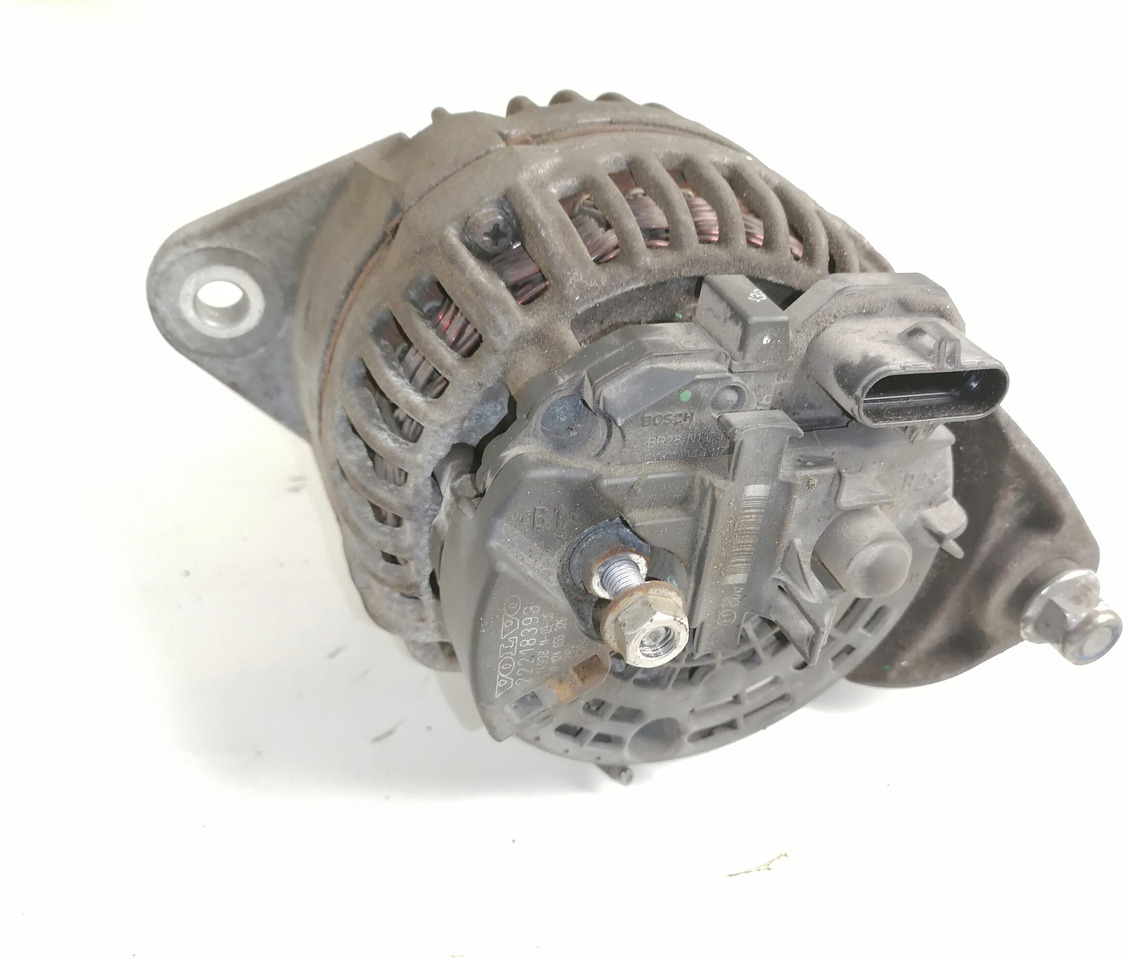 Volvo Alternator 22218393 - Alternateur pour Camion: photos 4 Volvo Alternator 22218393 - Alternateur pour Camion: photos 4