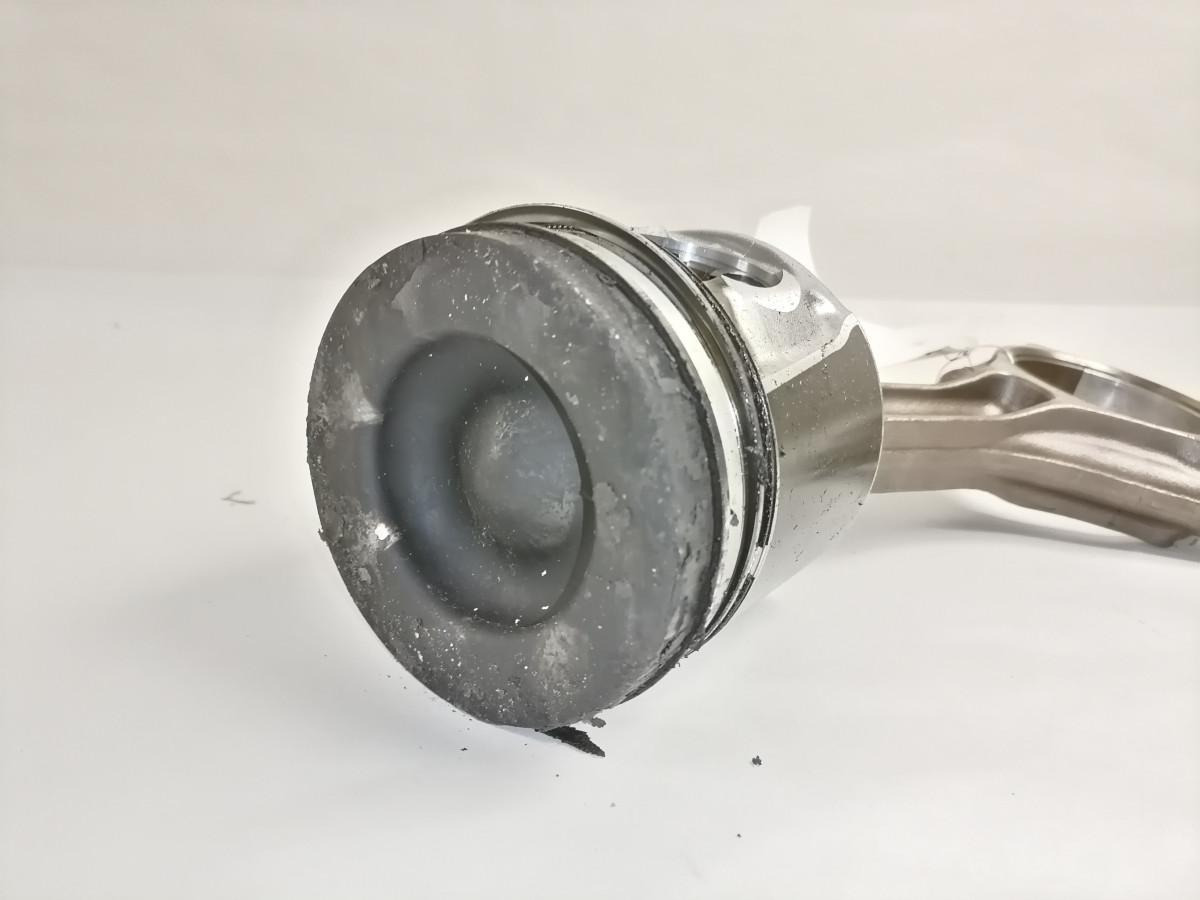 Volvo Connecting rod + piston 22476056 - Pistons/ Anneaux/ Manchons pour Camion: photos 5 Volvo Connecting rod + piston 22476056 - Pistons/ Anneaux/ Manchons pour Camion: photos 5