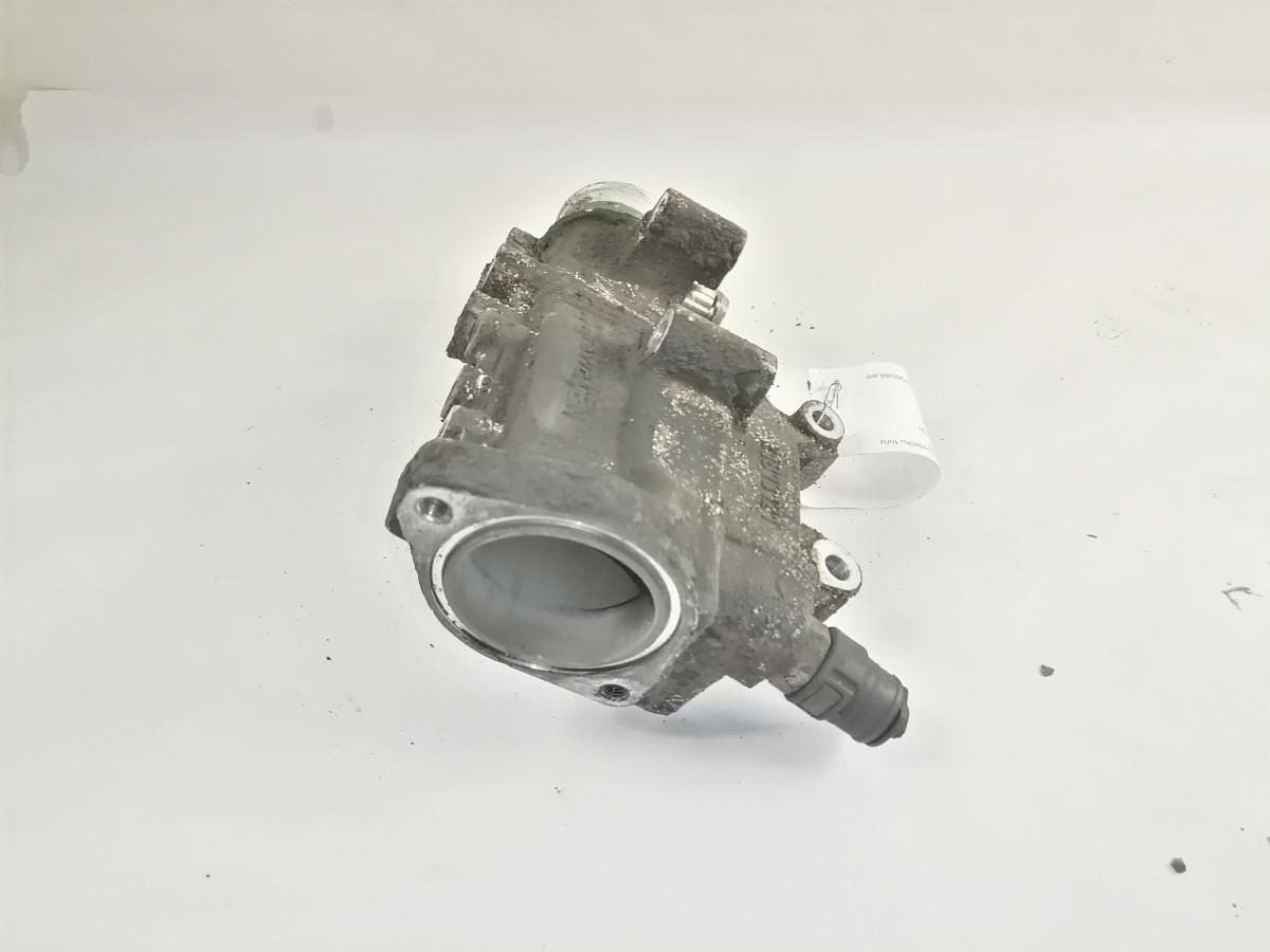 Volvo Coolant pipe 21813121 - Système de refroidissement pour Camion: photos 2 Volvo Coolant pipe 21813121 - Système de refroidissement pour Camion: photos 2