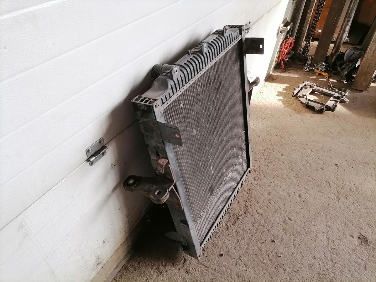 Volvo Cooling radiator 21675277 - Radiateur pour Camion: photos 3 Volvo Cooling radiator 21675277 - Radiateur pour Camion: photos 3