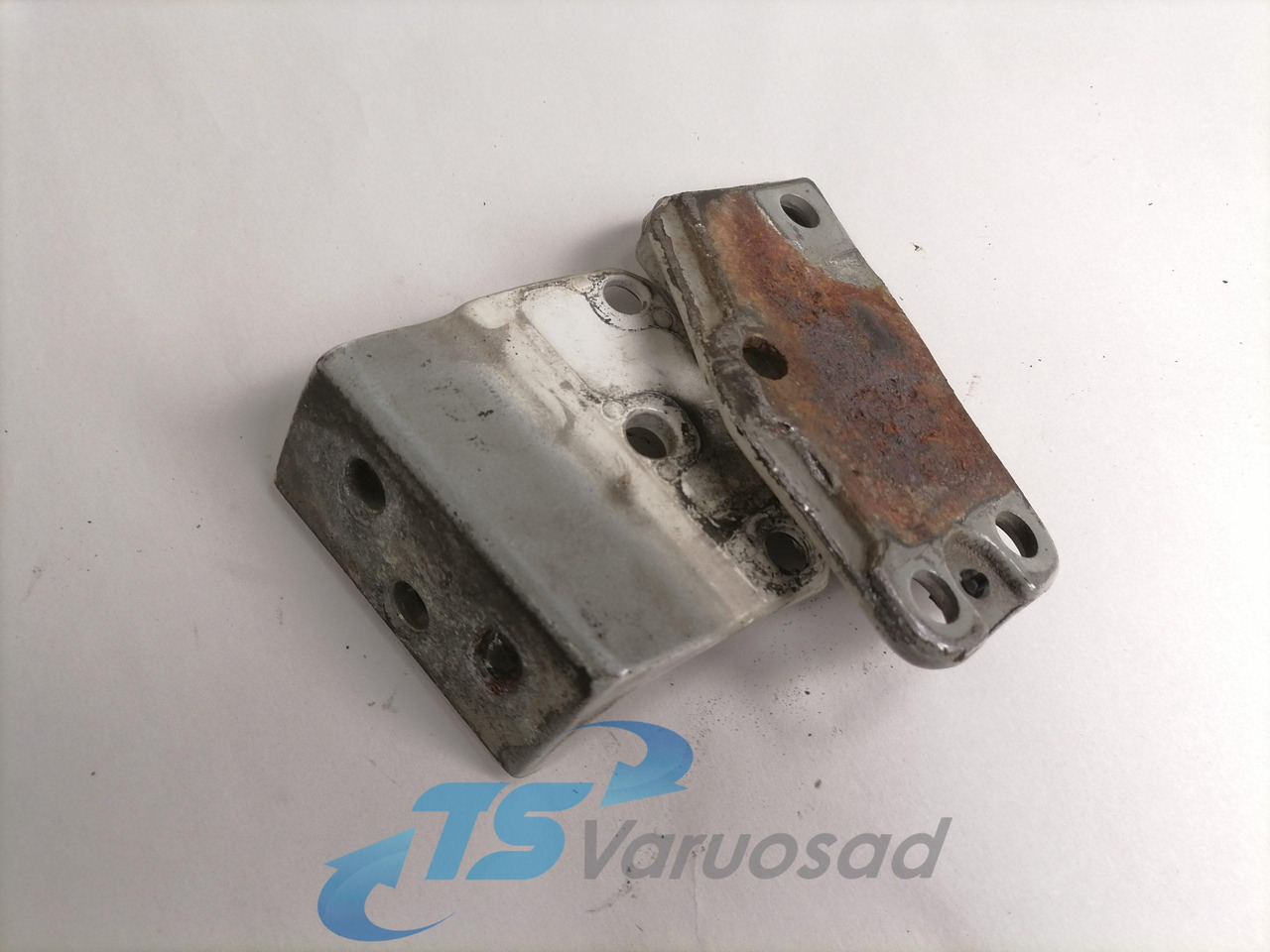 Volvo Door hinge 20372038 - Portière et pièces pour Camion: photos 4 Volvo Door hinge 20372038 - Portière et pièces pour Camion: photos 4