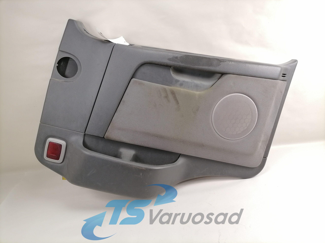 Volvo Door trim panel 20360455 - Portière et pièces pour Camion: photos 1 Volvo Door trim panel 20360455 - Portière et pièces pour Camion: photos 1