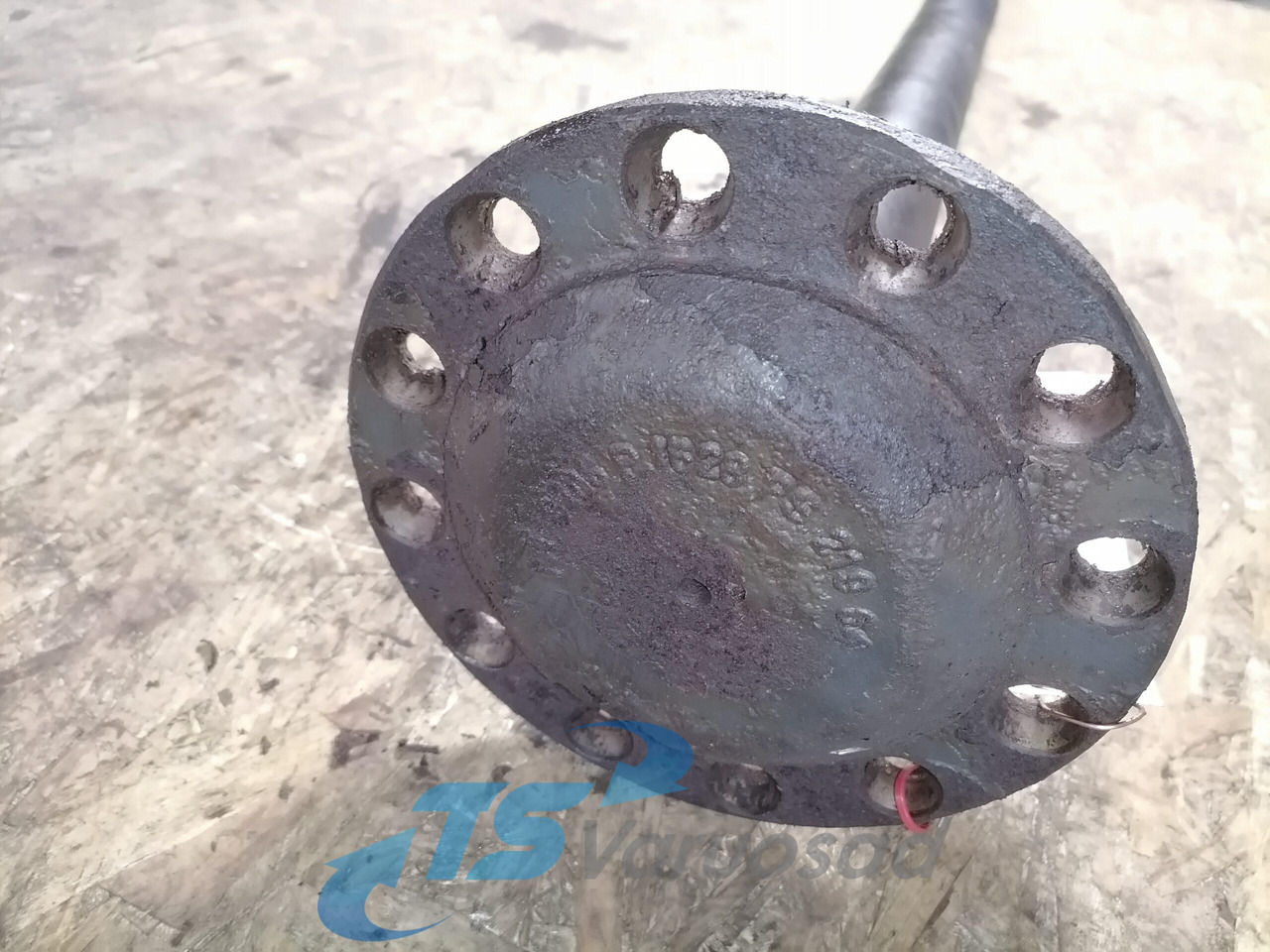 Volvo Drive shaft 1524628 - Demi arbre pour Camion: photos 3 Volvo Drive shaft 1524628 - Demi arbre pour Camion: photos 3