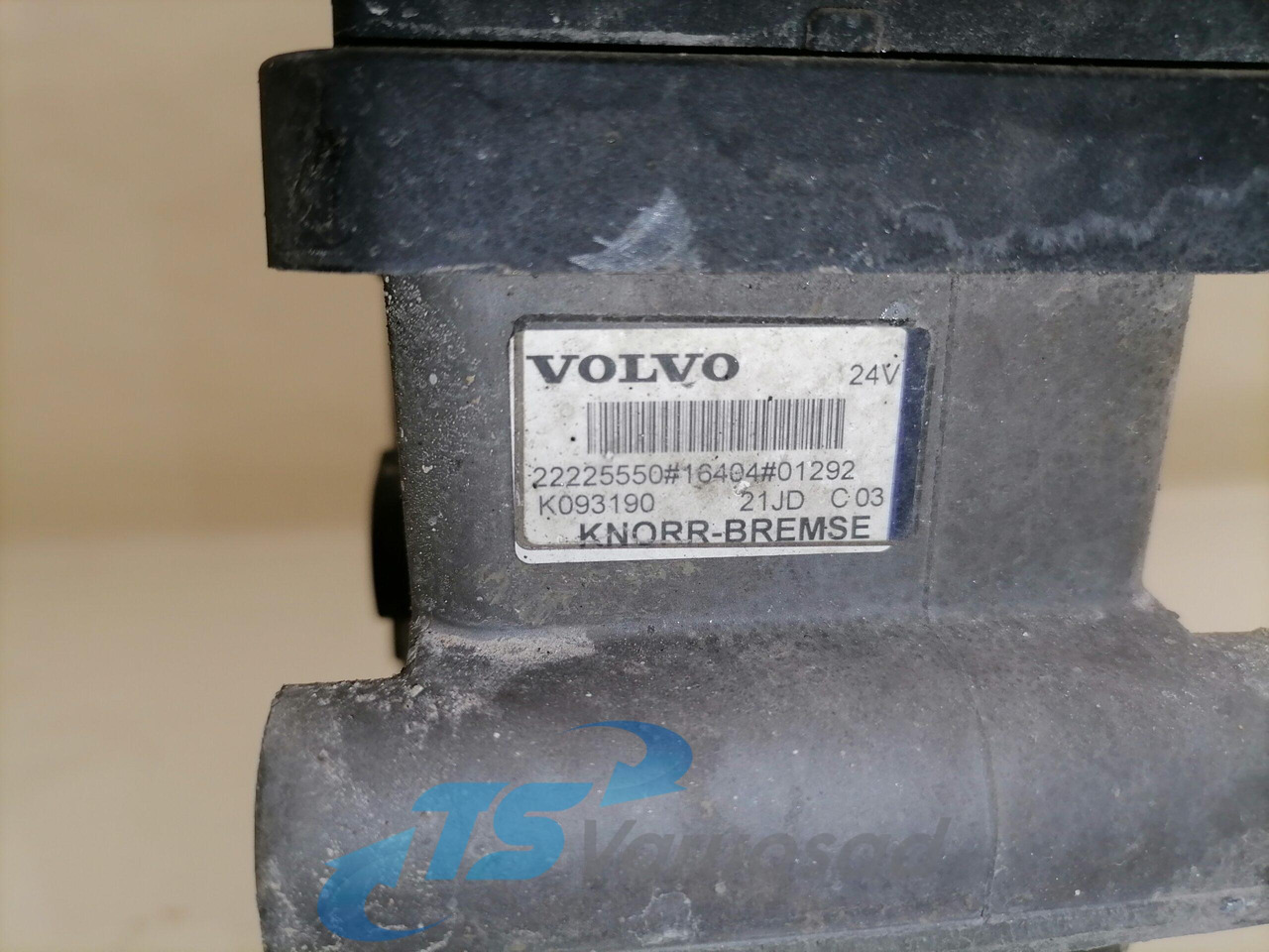 Volvo EBS brake valve 22225550 - Valve de frein pour Camion: photos 2 Volvo EBS brake valve 22225550 - Valve de frein pour Camion: photos 2
