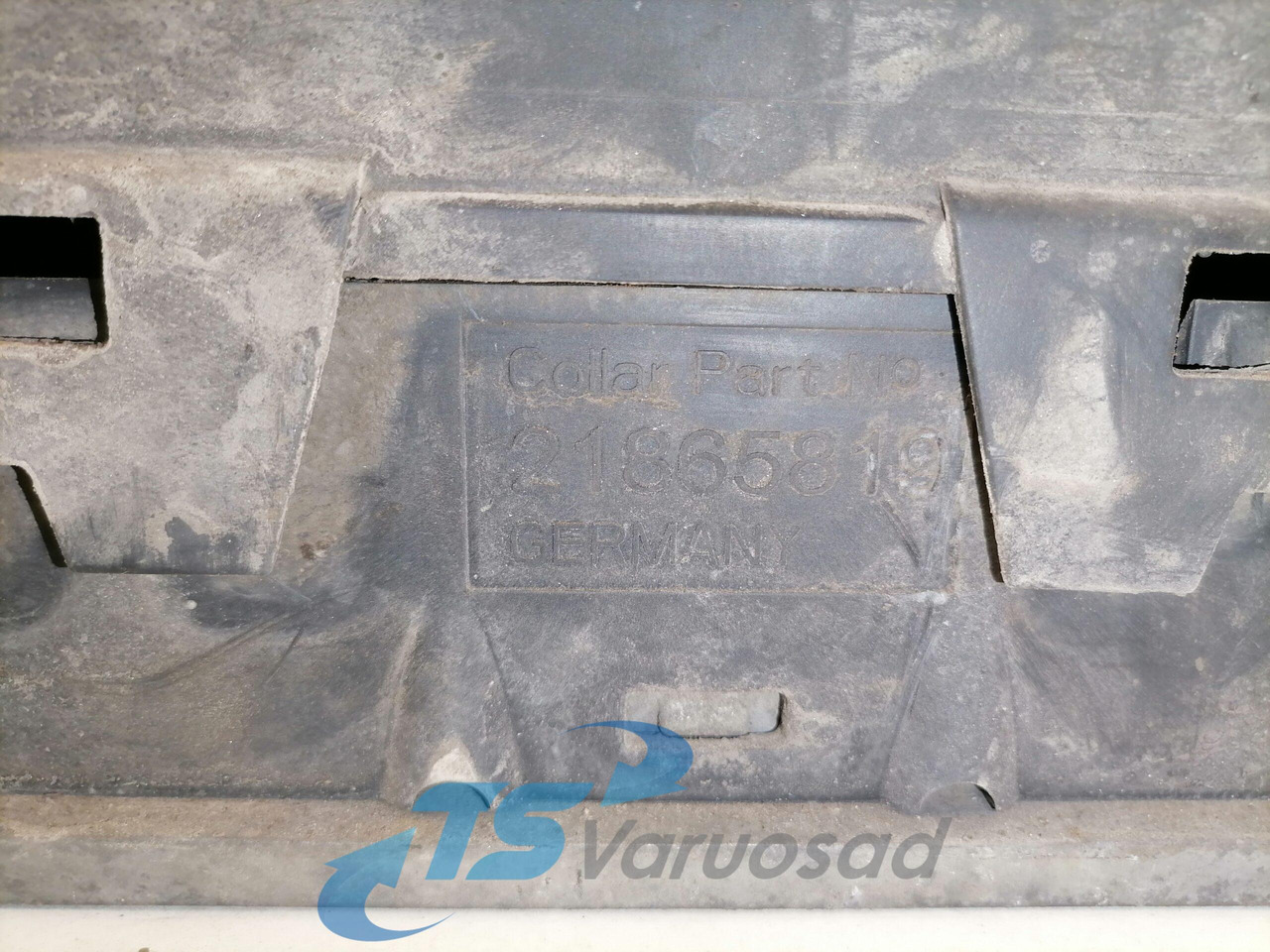 Volvo Ecu RCIOM 21855936 - Bloc de gestion pour Camion: photos 4 Volvo Ecu RCIOM 21855936 - Bloc de gestion pour Camion: photos 4