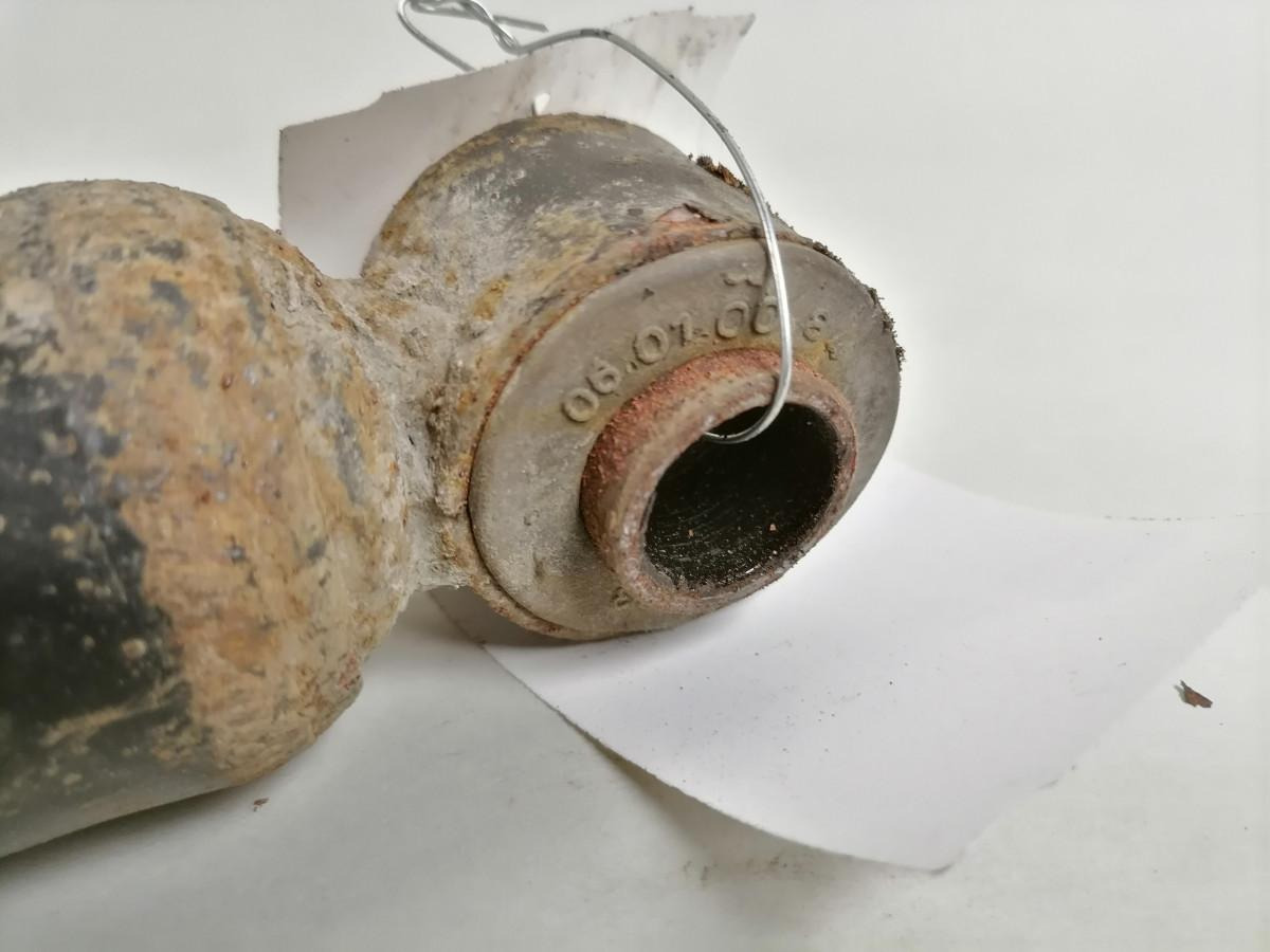 Volvo First axel shock absorber 82052423 - Amortisseurs pour Camion: photos 3 Volvo First axel shock absorber 82052423 - Amortisseurs pour Camion: photos 3