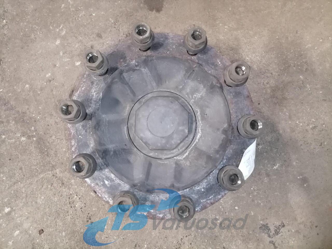 Volvo First wheel hub 1026853 - Moyeu pour Camion: photos 3 Volvo First wheel hub 1026853 - Moyeu pour Camion: photos 3