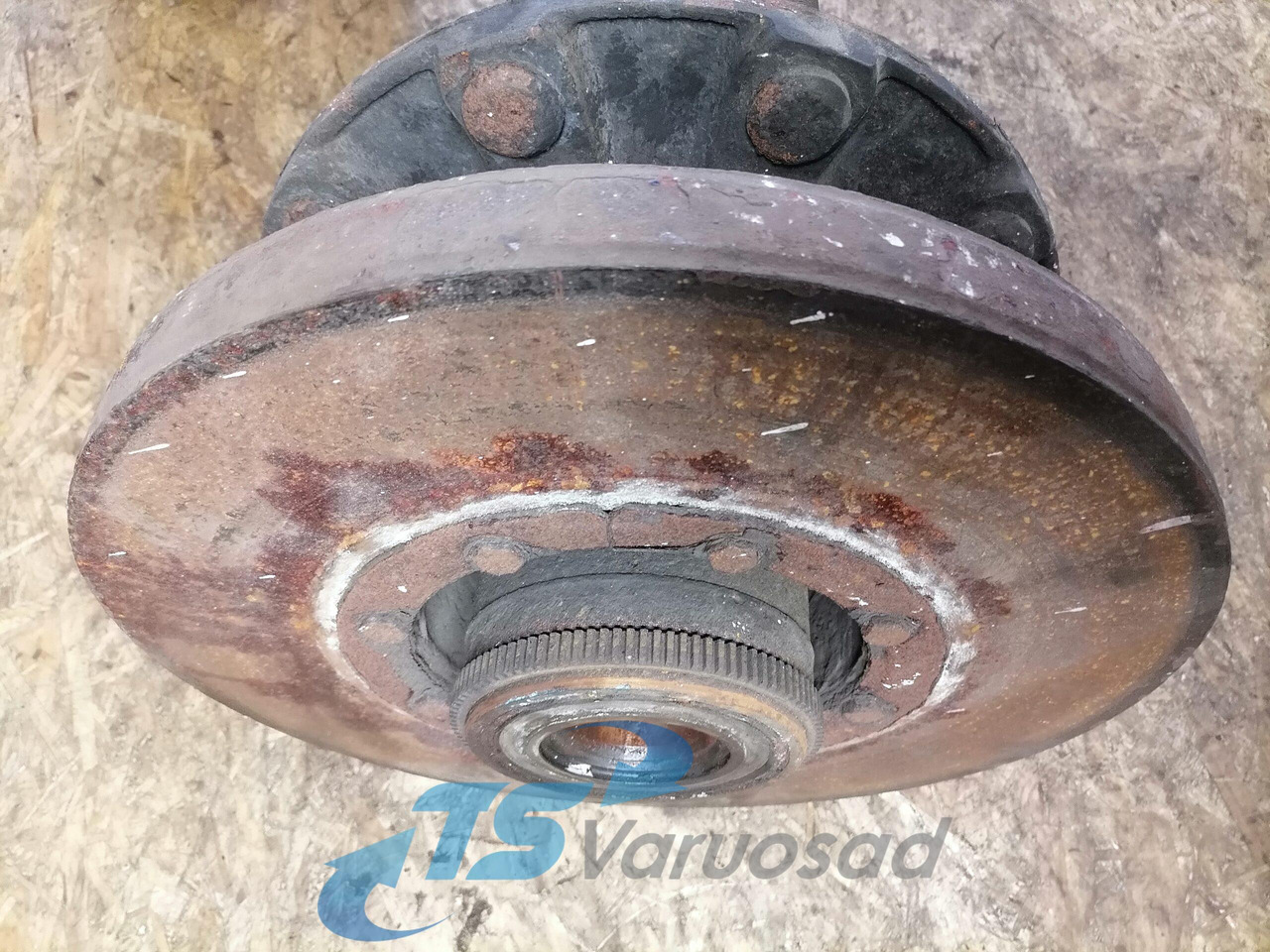 Volvo First wheel hub 21022433 - Moyeu pour Camion: photos 3 Volvo First wheel hub 21022433 - Moyeu pour Camion: photos 3