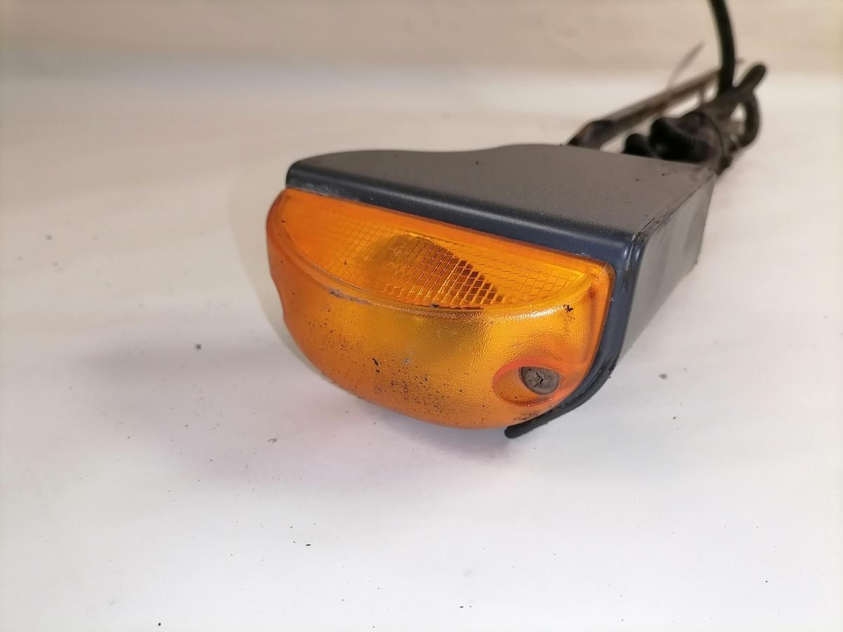 Volvo Gabariiditule kandur 20737391 - Lumière/ Éclairage pour Camion: photos 4 Volvo Gabariiditule kandur 20737391 - Lumière/ Éclairage pour Camion: photos 4