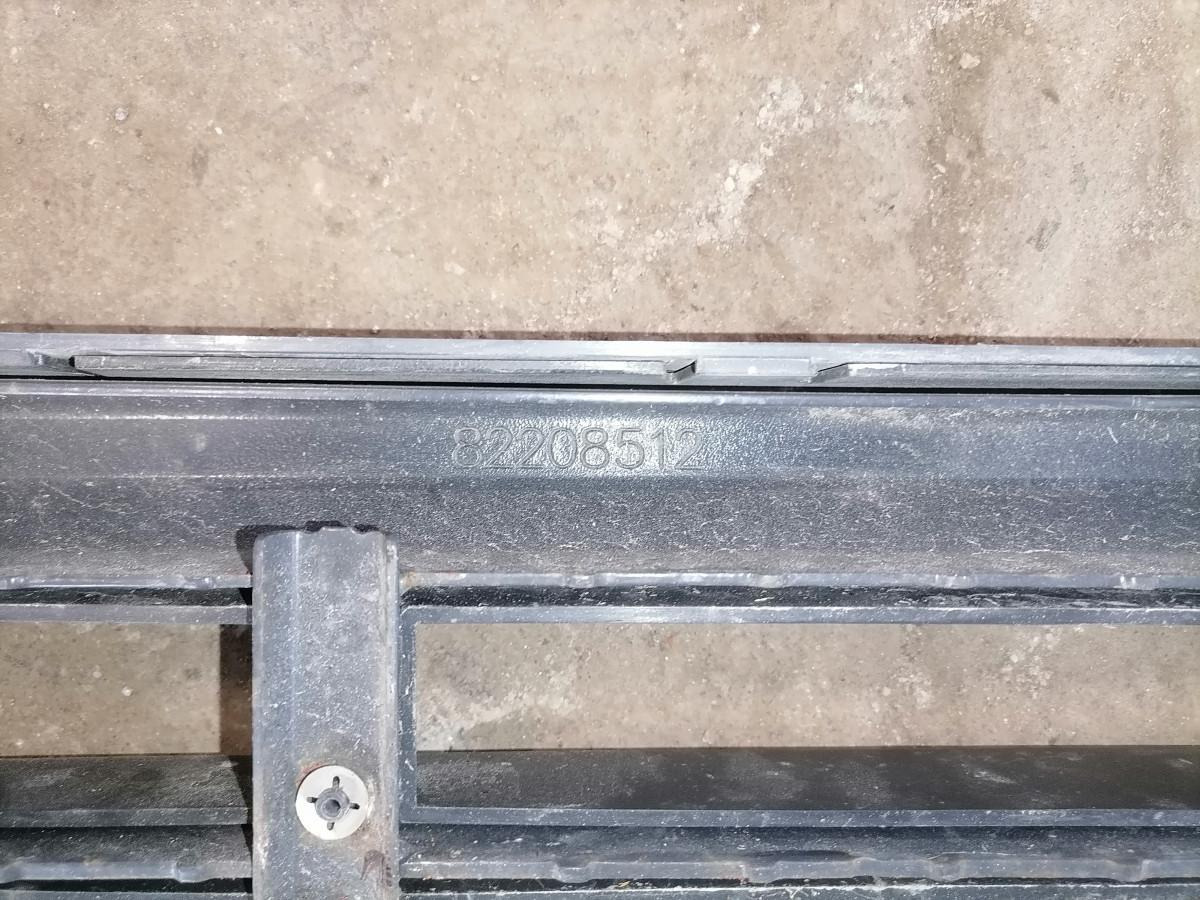 Volvo Grille panel 82208512 - Calandre pour Camion: photos 4 Volvo Grille panel 82208512 - Calandre pour Camion: photos 4