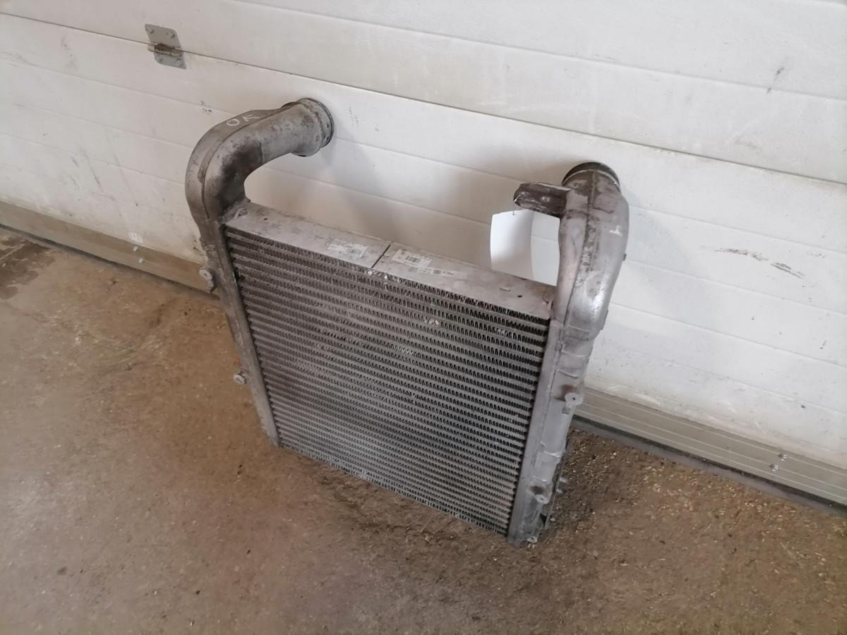 Volvo Intercooler radiator 21675284 - Intercooler pour Camion: photos 4 Volvo Intercooler radiator 21675284 - Intercooler pour Camion: photos 4