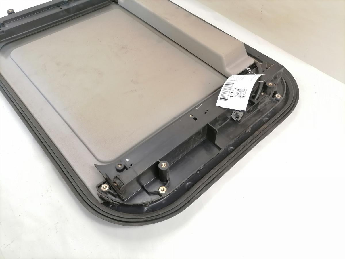 Volvo Katuseluuk 20773661 - Pièce universelle pour Camion: photos 4 Volvo Katuseluuk 20773661 - Pièce universelle pour Camion: photos 4