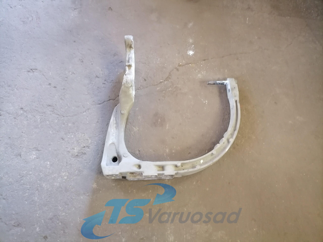 Volvo Muffler carrier 21638271 - Silencieux pour Camion: photos 2 Volvo Muffler carrier 21638271 - Silencieux pour Camion: photos 2
