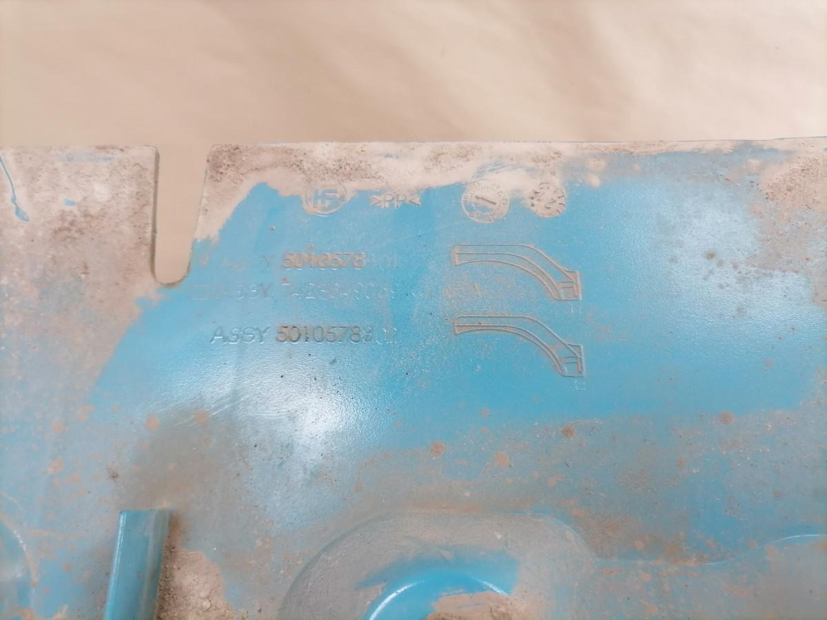 Volvo Poritiib 20744037 - Pièce universelle pour Camion: photos 3 Volvo Poritiib 20744037 - Pièce universelle pour Camion: photos 3