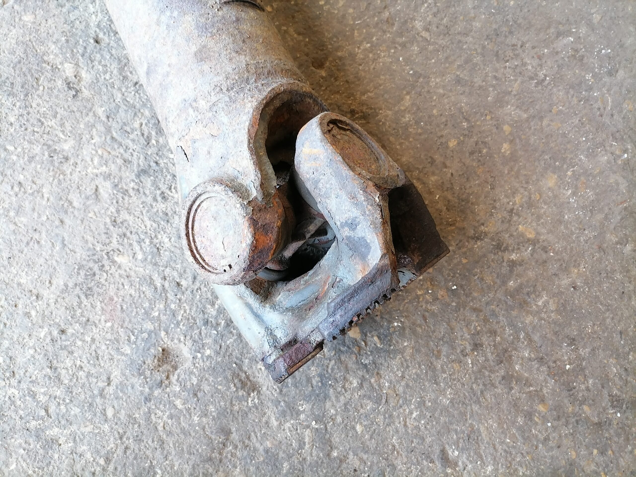 Volvo Propeller shaft 1068155 - Arbre à cardan pour Camion: photos 3 Volvo Propeller shaft 1068155 - Arbre à cardan pour Camion: photos 3