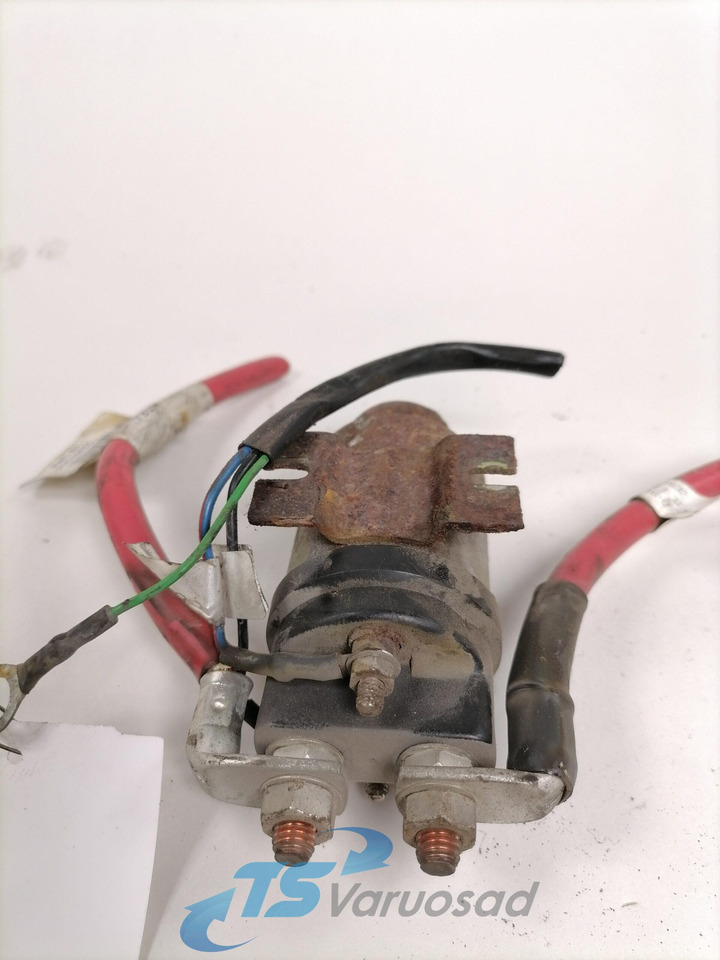 Volvo Relay CEZ225 - Relais pour Camion: photos 3 Volvo Relay CEZ225 - Relais pour Camion: photos 3