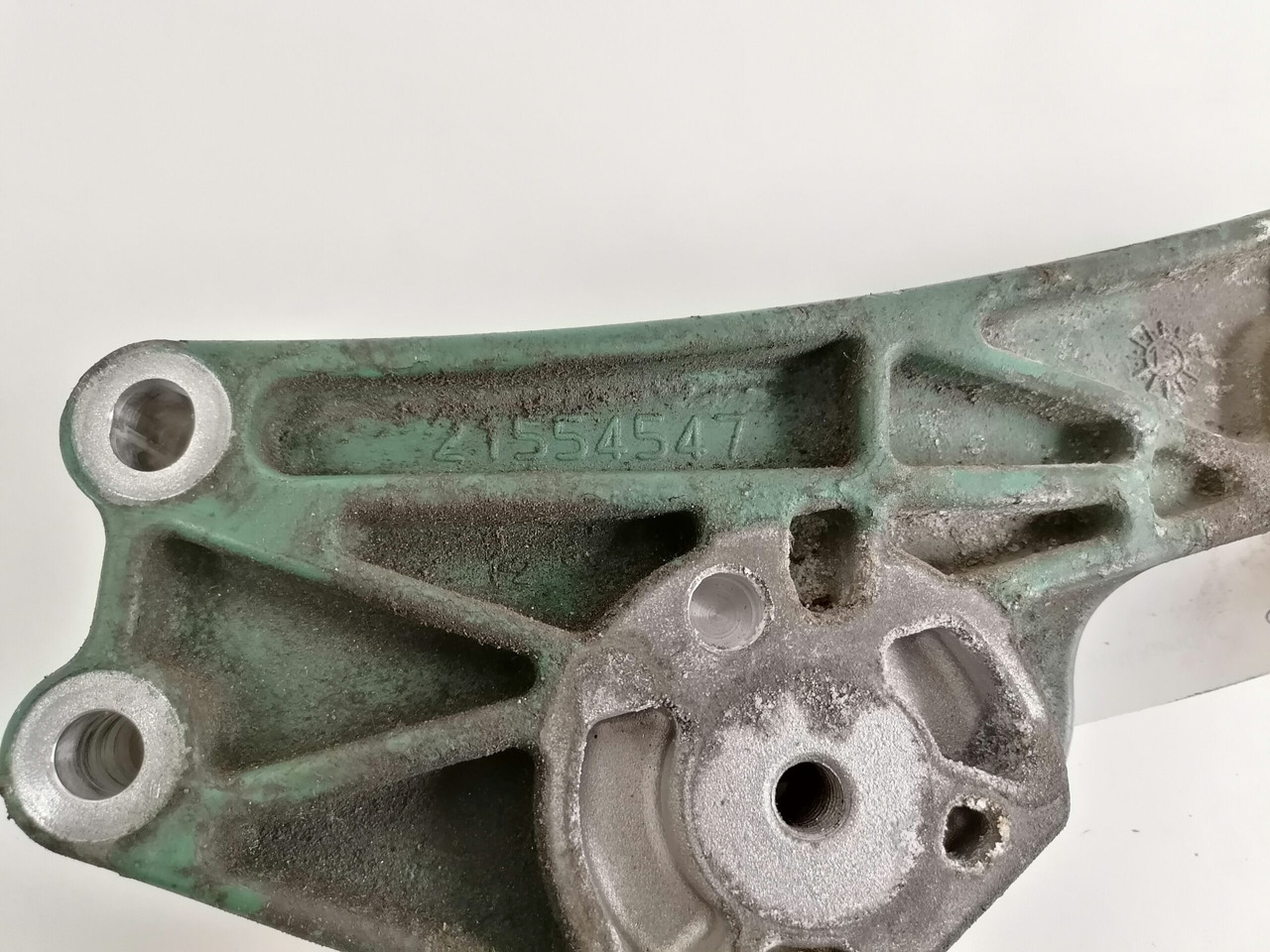 Volvo Rihmapinguti kandur 21554547 - Moteur et pièces pour Camion: photos 2 Volvo Rihmapinguti kandur 21554547 - Moteur et pièces pour Camion: photos 2